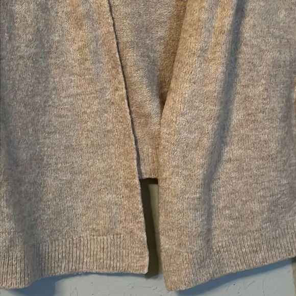 XS H & M Basic tan beige long sleeve open front knit cardigan sweater - Picture 5 of 13